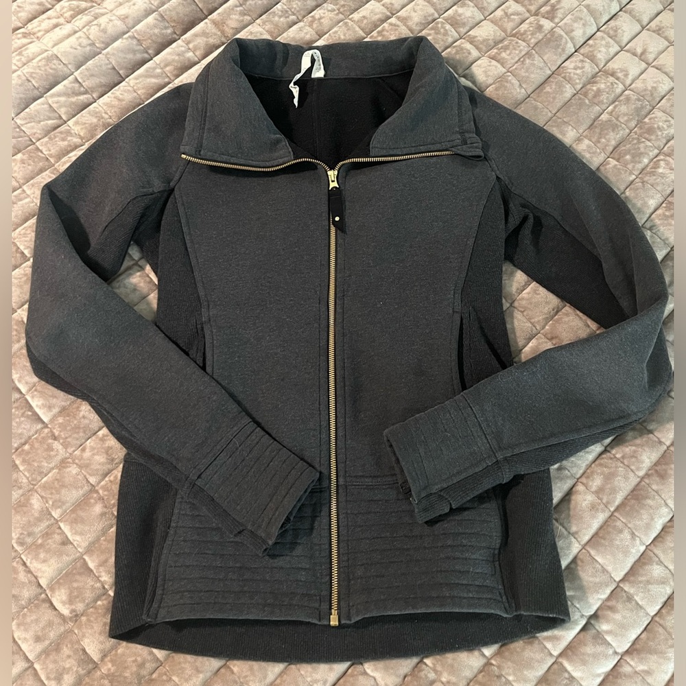 Lululemon zip up